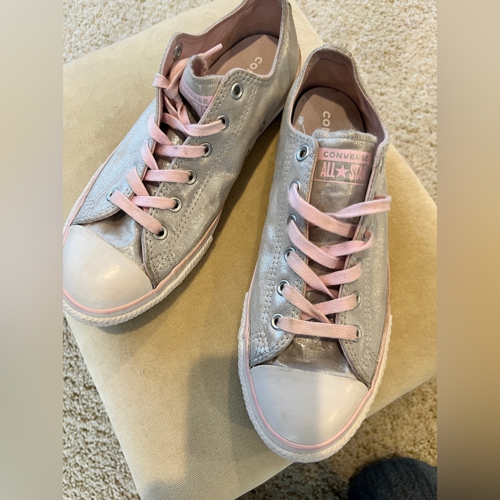Grey Metallic / Pink Converse